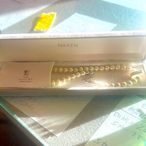 NIKKEN PEARL NECKLACE
